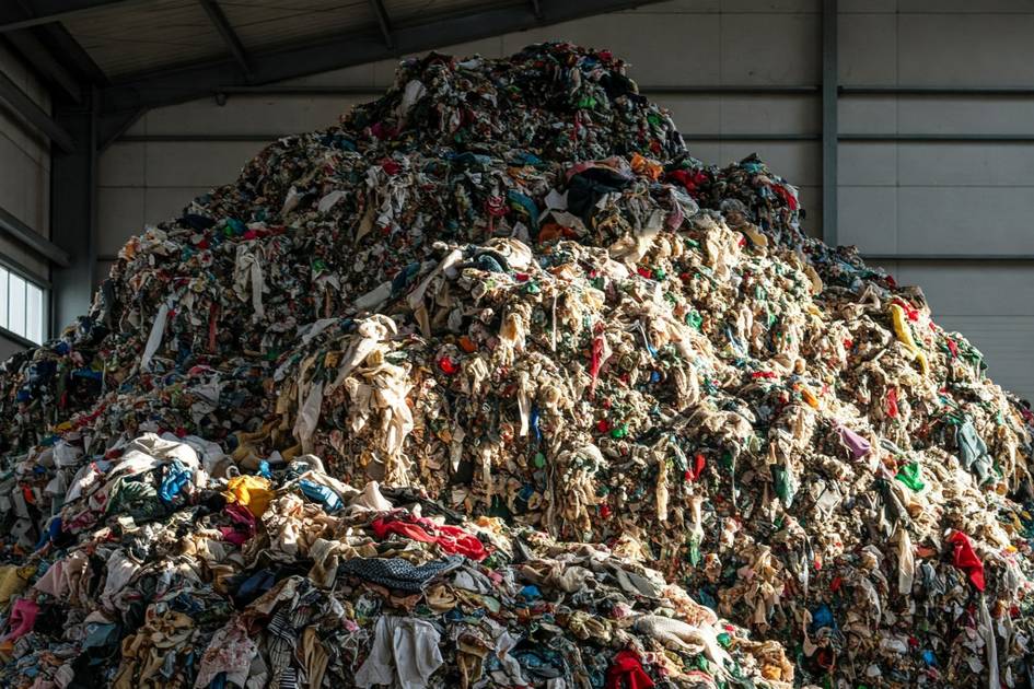 China: AI scanner analyses textiles for recycling in seconds